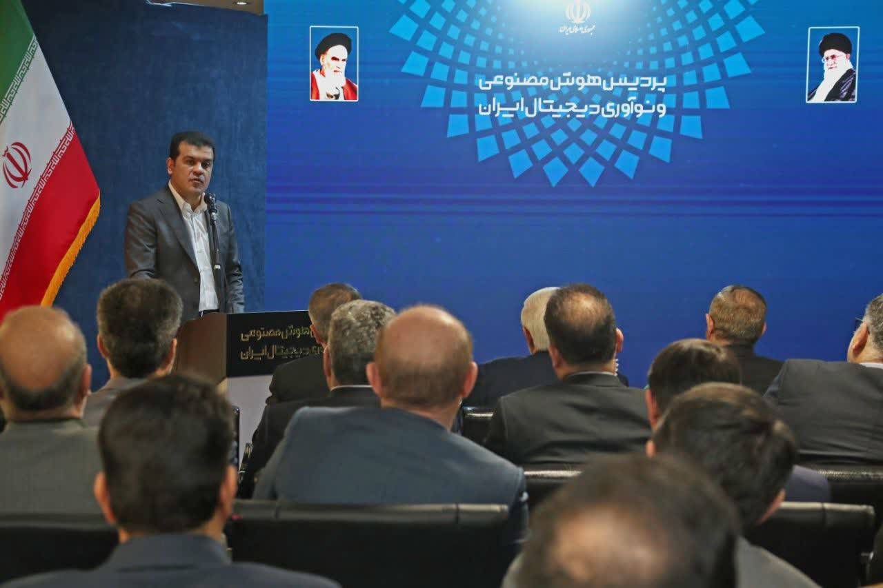 افشین: خروجی گفت‌وگوهای هوش مصنوعی کجاست؟ امروز این محصولات در پردیس هوش مصنوعی و نوآوری دیجیتال ایران پاسخ آن هستند