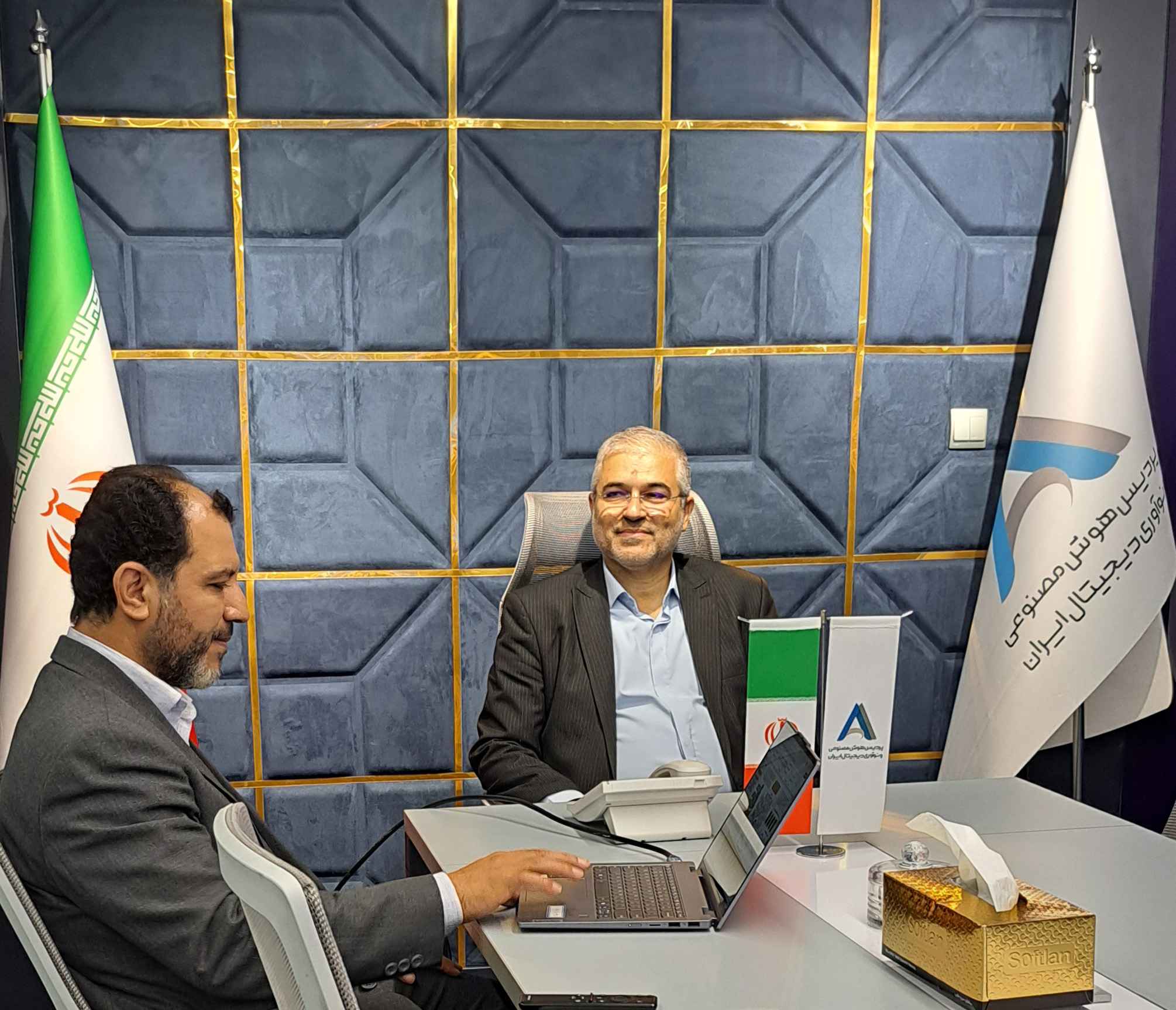 دیدار رئیس فراکسیون کشاورزی مجلس پیمان فلسفی با روح اله نباتی رئیس پردیس هوش مصنوعی ایران