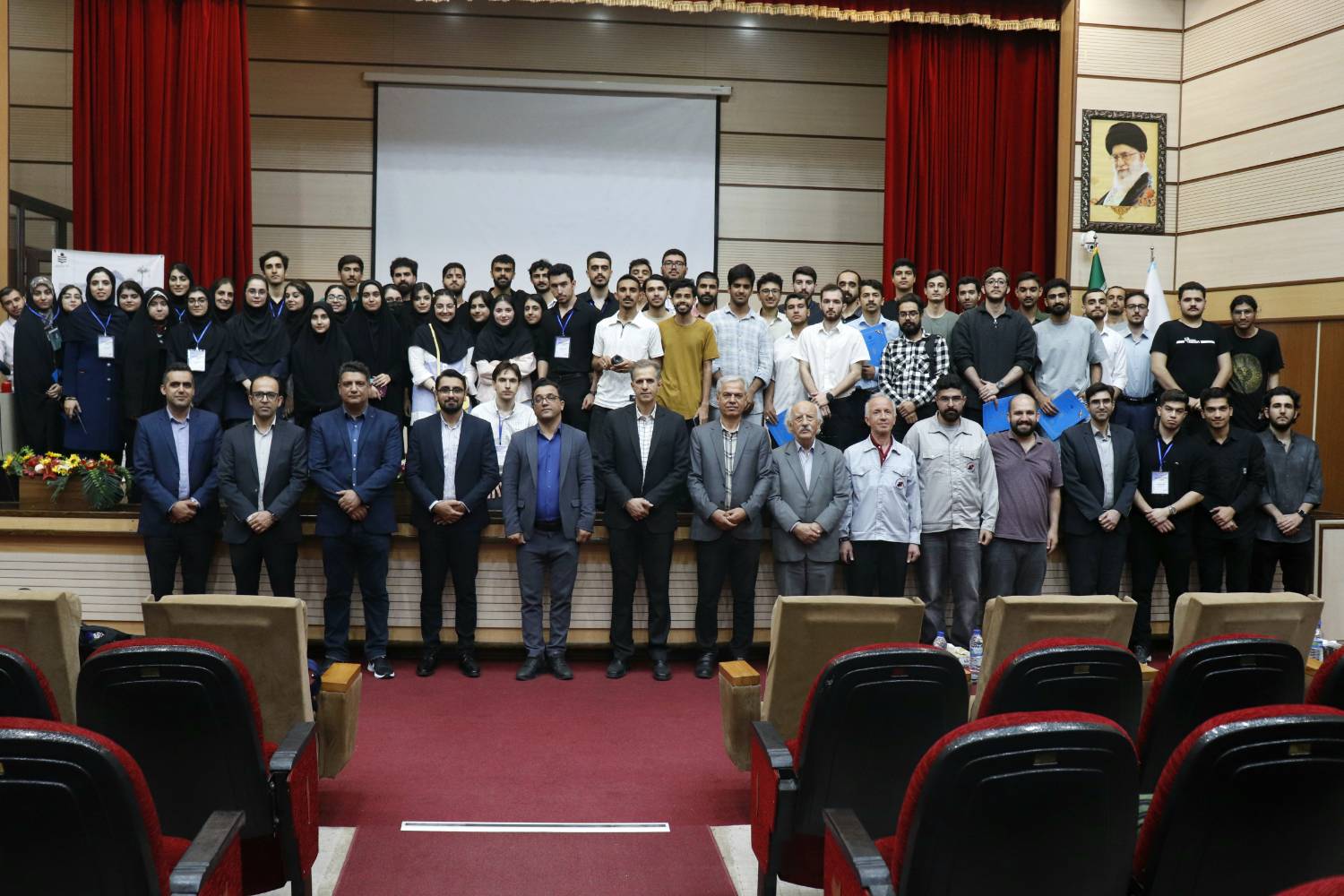حضور پردیس هوش مصنوعی و نوآوری دیجیتال ایران در رویداد دست ساخته‌های فیزیک ⁨